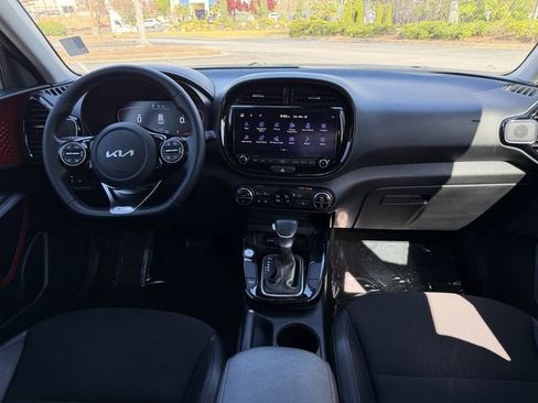 Certified 2023 Kia Soul GT-Line image 35