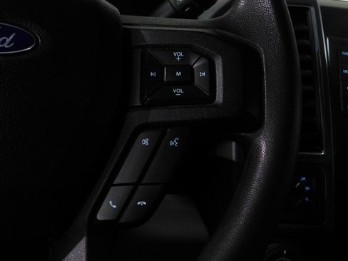 Used 2018 Ford F150 XLT w/ Heavy-Duty Payload Package image 44