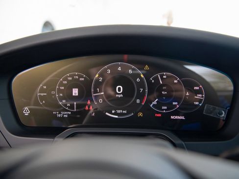 Certified 2026 Porsche 911 Carrera T RWD image 15