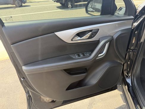 Used 2021 Chevrolet Blazer LT AWD/4WD image 11