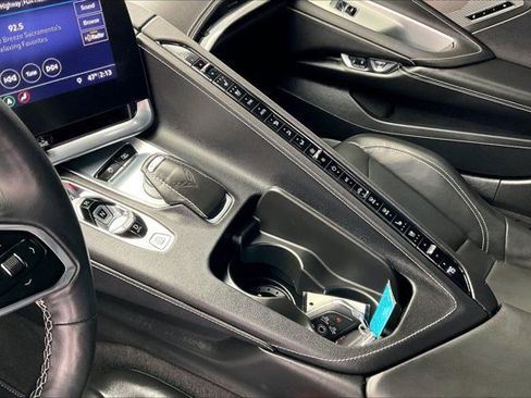 Used 2020 Chevrolet Corvette Stingray Preferred Cpe w/ 2LT Preferred Equipment Group image 16