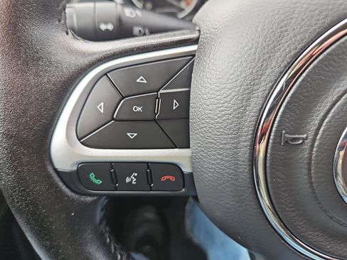 Used 2020 Jeep Compass Latitude image 25