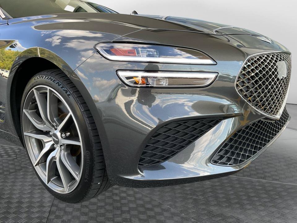 Used 2023 Genesis G70 3.3T AWD/4WD image 28