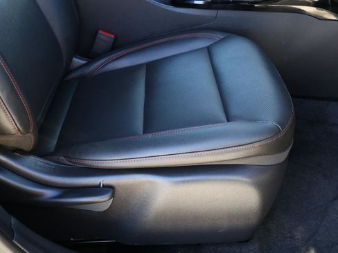 Used 2024 Chevrolet Trax RS image 19