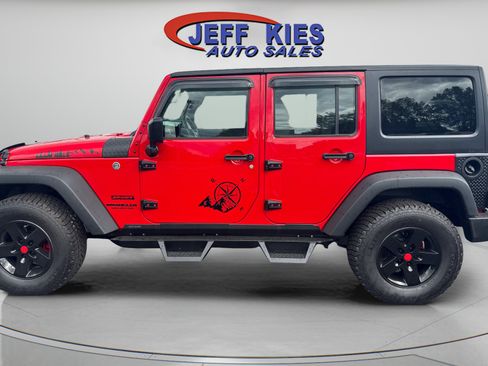 Used 2017 Jeep Wrangler Unlimited Sport w/ Connectivity Group AWD/4WD image 8
