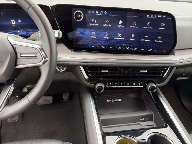 Used 2026 Chevrolet Tahoe LT RWD image 14