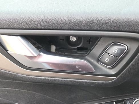 Used 2021 Ford Escape SE w/ Convenience Package image 25