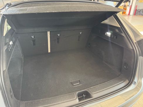 Used 2023 Buick Envision Avenir AWD/4WD image 9