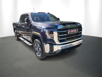 Used 2025 GMC Sierra 2500 SLT w/ SLT Premium Package