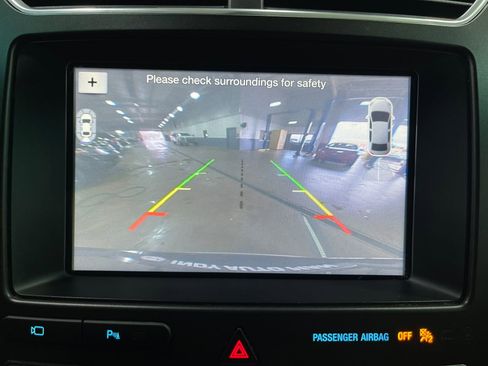 Used 2017 Ford Explorer Limited image 11