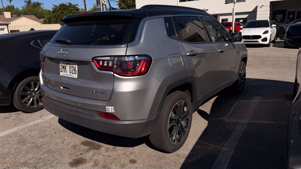 Used 2024 Jeep Compass Limited AWD/4WD image 3