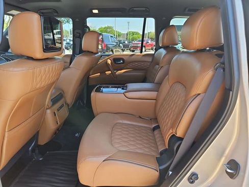 Used 2023 INFINITI QX80 Sensory w/ Cargo Package image 22