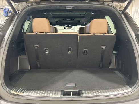 Used 2022 Kia Telluride SX w/ SX Prestige Package AWD/4WD image 37