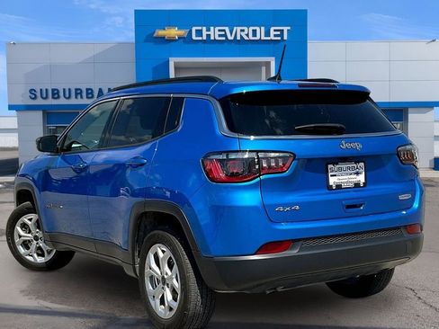 Used 2025 Jeep Compass Latitude image 11