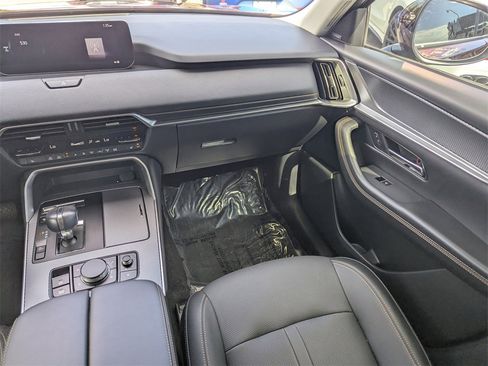 Used 2024 MAZDA CX-90 Plug-In Hybrid w/ Premium Pkg image 8