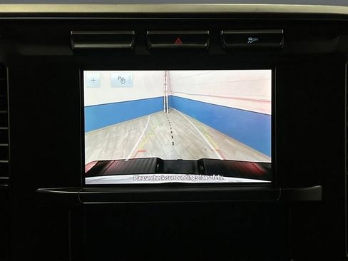 Used 2023 Ford F250 XLT image 8