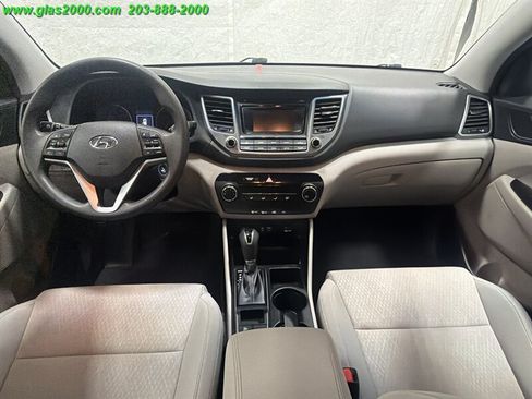 Used 2018 Hyundai Tucson SE AWD/4WD image 6