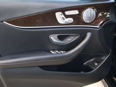 Used 2017 Mercedes-Benz E 300 image 15