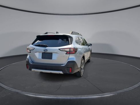 Used 2020 Subaru Outback Limited AWD/4WD image 7