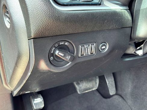 Used 2020 Dodge Challenger R/T w/ Blacktop Package RWD image 16