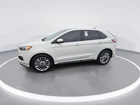 Used 2024 Ford Edge Titanium w/ Titanium Elite Package image 4
