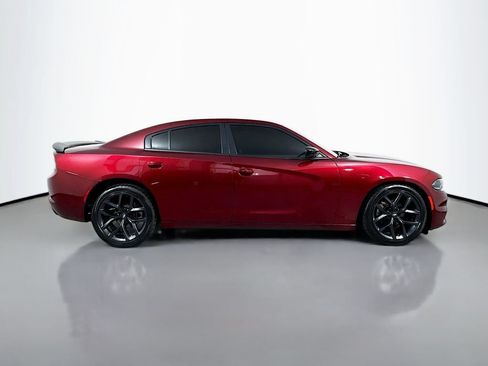 Used 2022 Dodge Charger SXT w/ Blacktop Package RWD image 7