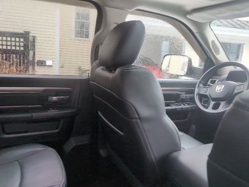 Used 2016 RAM 1500 Sport image 9