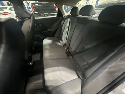 Used 2025 Kia K4 FWD image 30