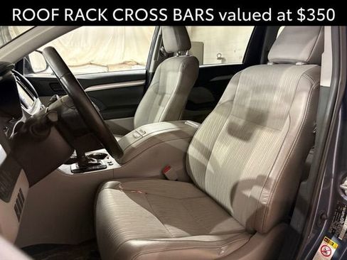 Certified 2019 Toyota Highlander Plus image 5