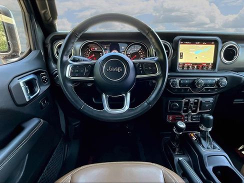Used 2021 Jeep Wrangler Unlimited Rubicon AWD/4WD image 10