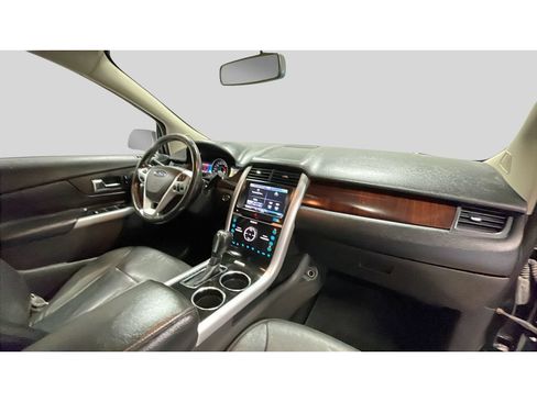 Used 2013 Ford Edge Limited FWD image 19