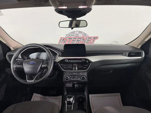 Used 2020 Ford Escape SE image 11