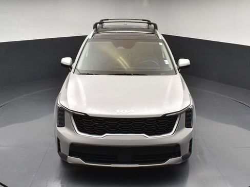Certified 2025 Kia Sorento S w/ Panoramic Sunroof Package image 45