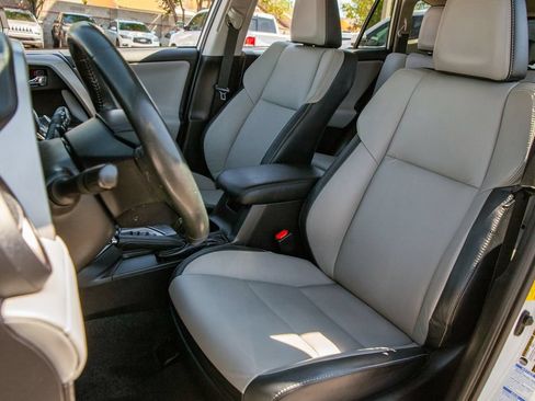 Used 2018 Toyota RAV4 Platinum AWD/4WD image 13