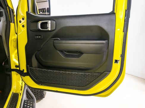 Used 2022 Jeep Wrangler Unlimited Sport image 28