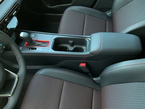 New 2025 Nissan Kicks SR image 34