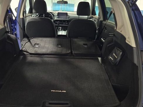 Used 2023 Nissan Rogue SV image 35