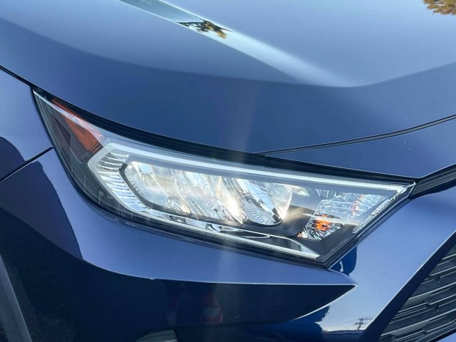 Used 2021 Toyota RAV4 XLE AWD/4WD image 13