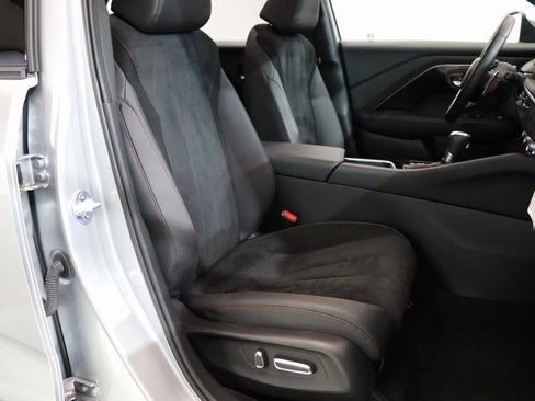 Used 2025 Acura ADX A-Spec image 13