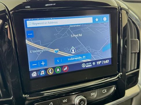 Used 2023 Chevrolet Traverse LT w/ LT Premium Package image 16