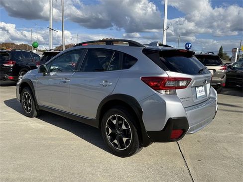 Used 2020 Subaru Crosstrek 2.0i Premium w/ Moonroof Package 2 image 3