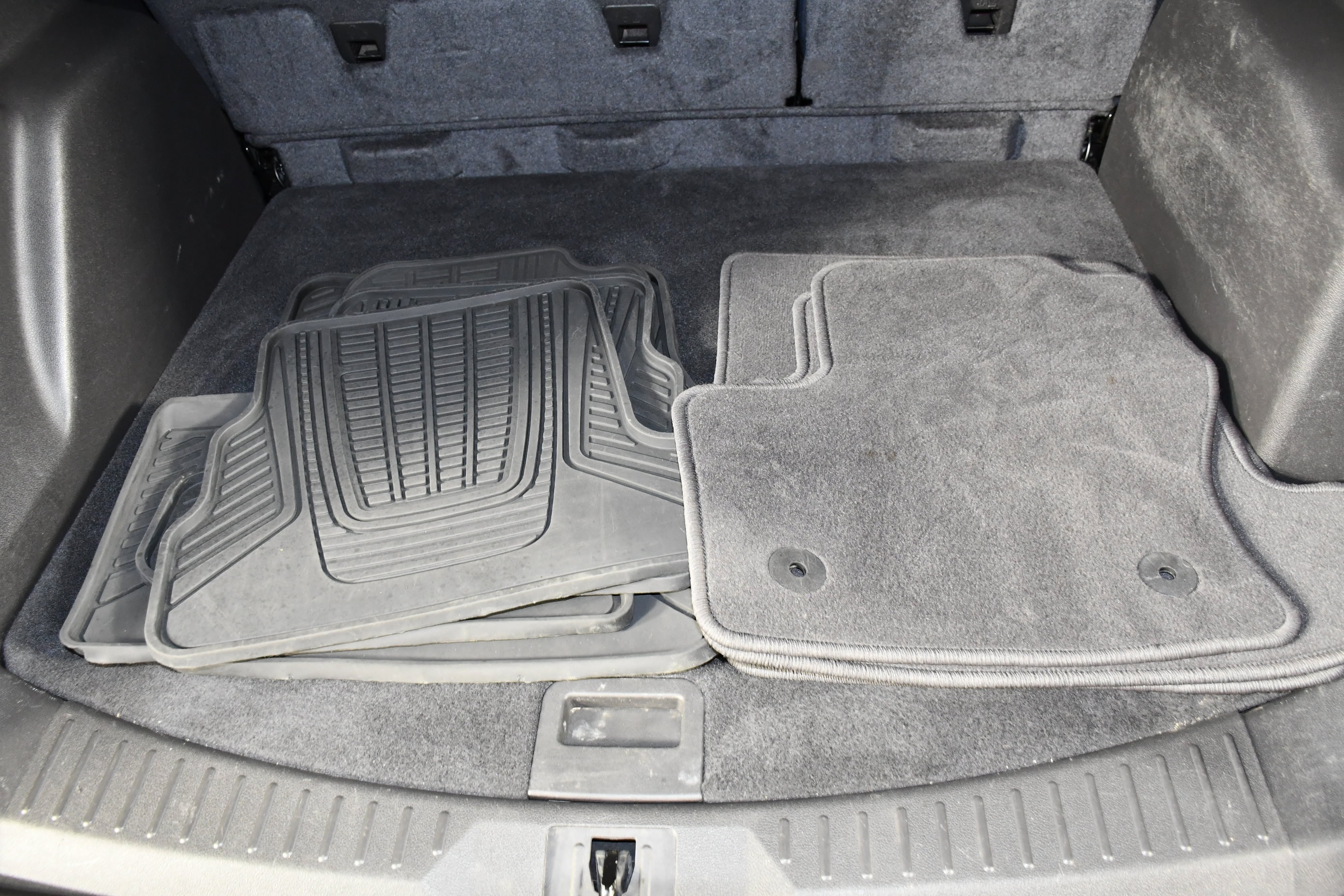 Used 2016 Ford Escape SE FWD image 49