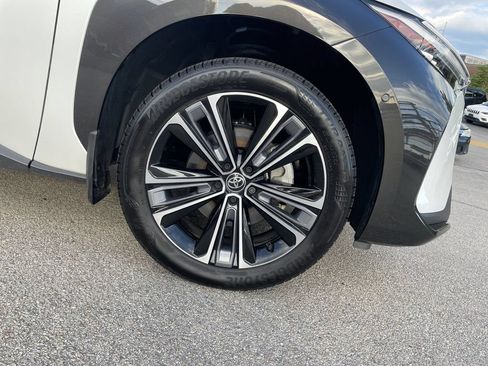 Used 2025 Toyota bZ4X AWD w/ Weather Package image 11