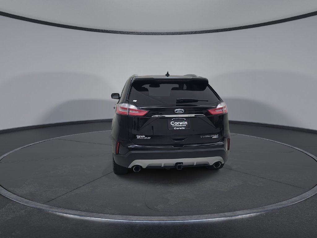 Used 2020 Ford Edge Titanium w/ Class II Trailer Tow Package AWD/4WD image 16