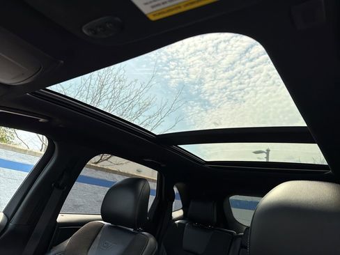 Used 2019 Ford Edge ST w/ Convenience Package AWD/4WD image 11