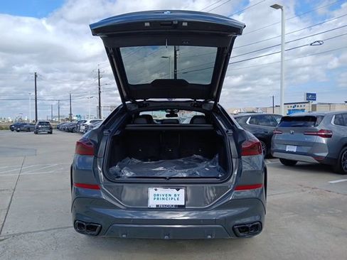 New 2026 BMW X6 M60i image 9