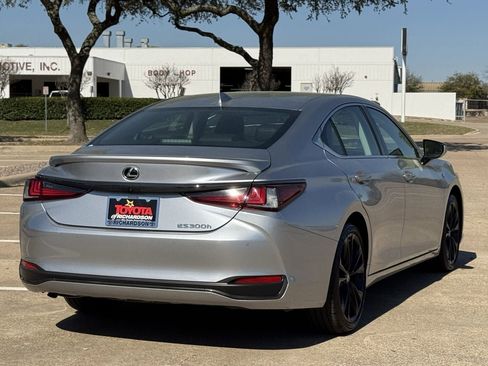 Used 2025 Lexus ES 300h F Sport w/ Accessory Package (Z2) image 4