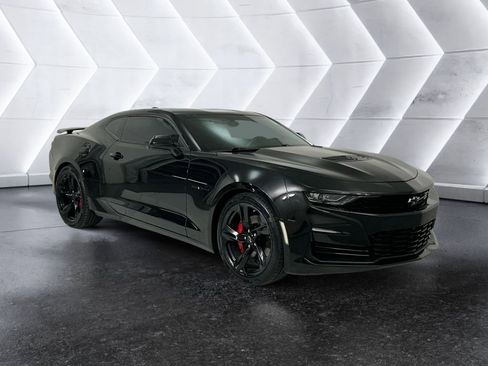 Used 2022 Chevrolet Camaro SS image 1