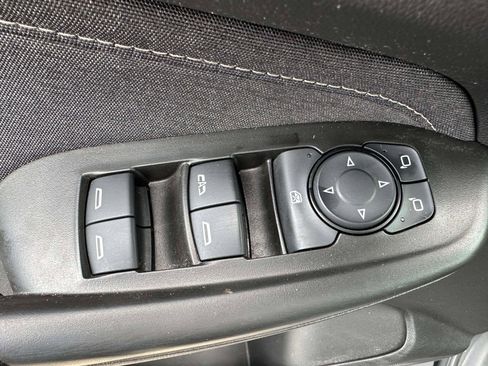 Used 2023 Chevrolet TrailBlazer ACTIV w/ Convenience Package AWD/4WD image 18