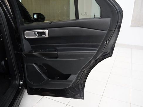 Used 2020 Ford Explorer Limited w/ Class III Trailer Tow Package image 28